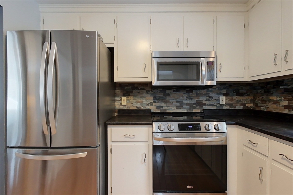 102 Wheeler Street Pepperell, MA 01463 - Photo 5 of 42