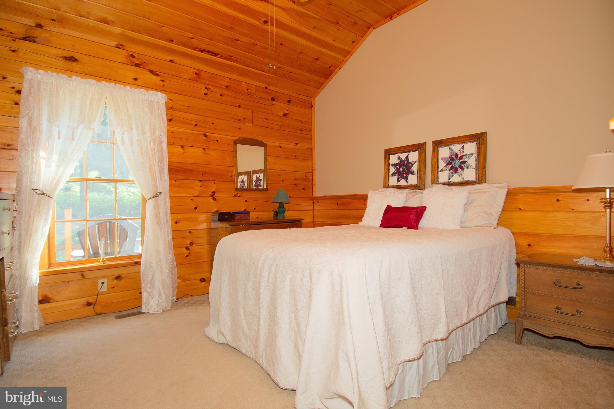 20 Bull Road Barto, PA 19504 - Photo 27 of 68 guest room . volume ceilings
