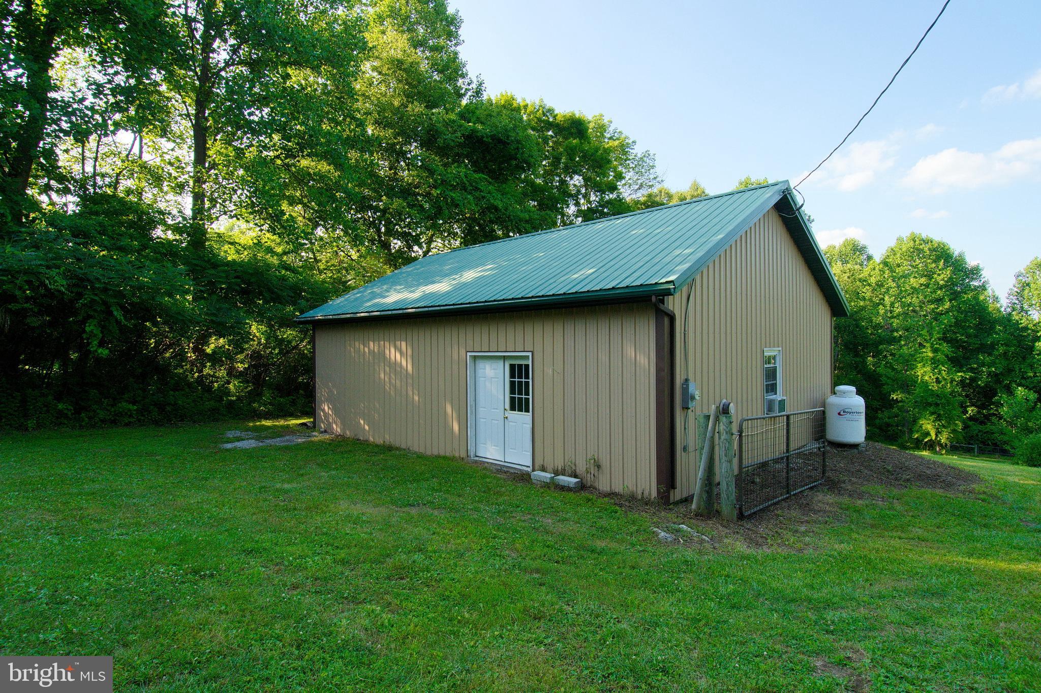 20 Bull Road Barto, PA 19504 - Photo 35 of 68 finished building with heat and electric