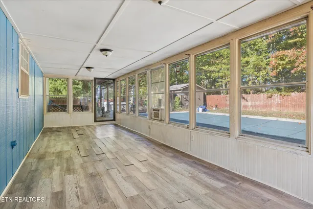 $369,000 | 109 Glenn Circle, Powell, TN 37849