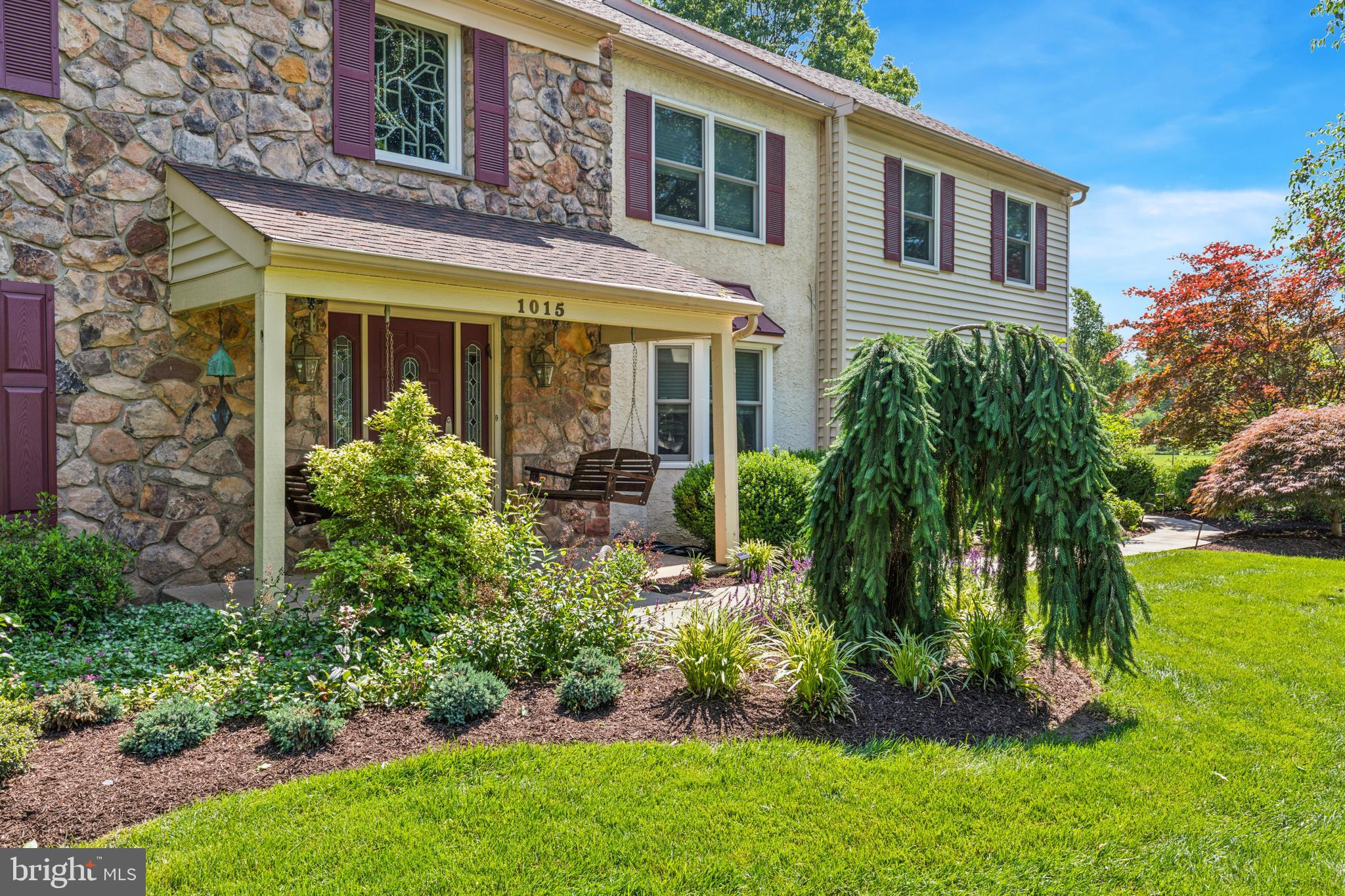 Great curb appeal and landscaping.