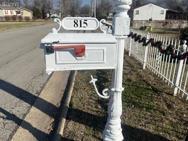 $275,000 | 815 Gail Street, Charleston, MO 63834