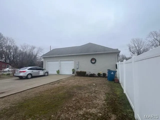 $275,000 | 815 Gail Street, Charleston, MO 63834