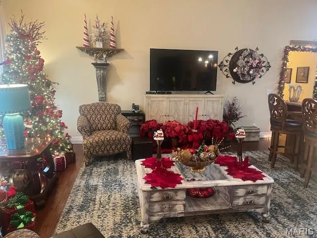 $275,000 | 815 Gail Street, Charleston, MO 63834