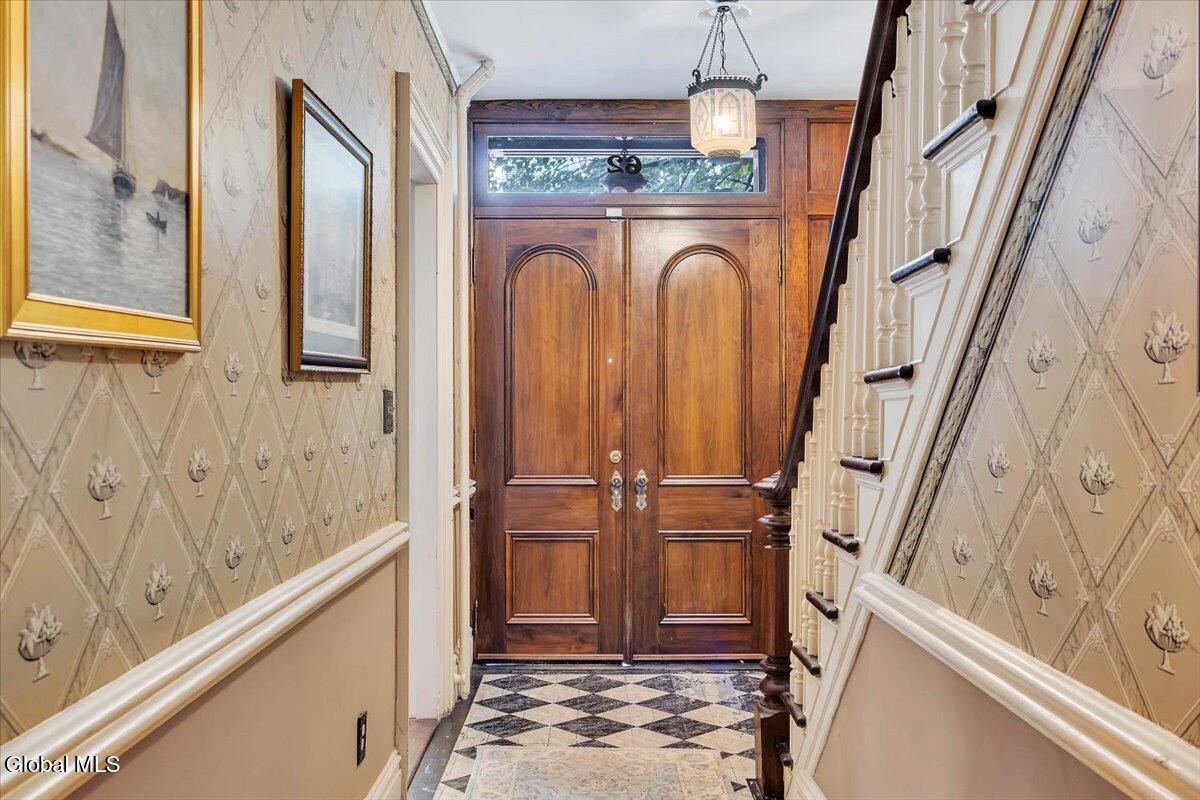 62 2nd Street Troy, NY 12180 - Photo 5 of 62 05-P1547410