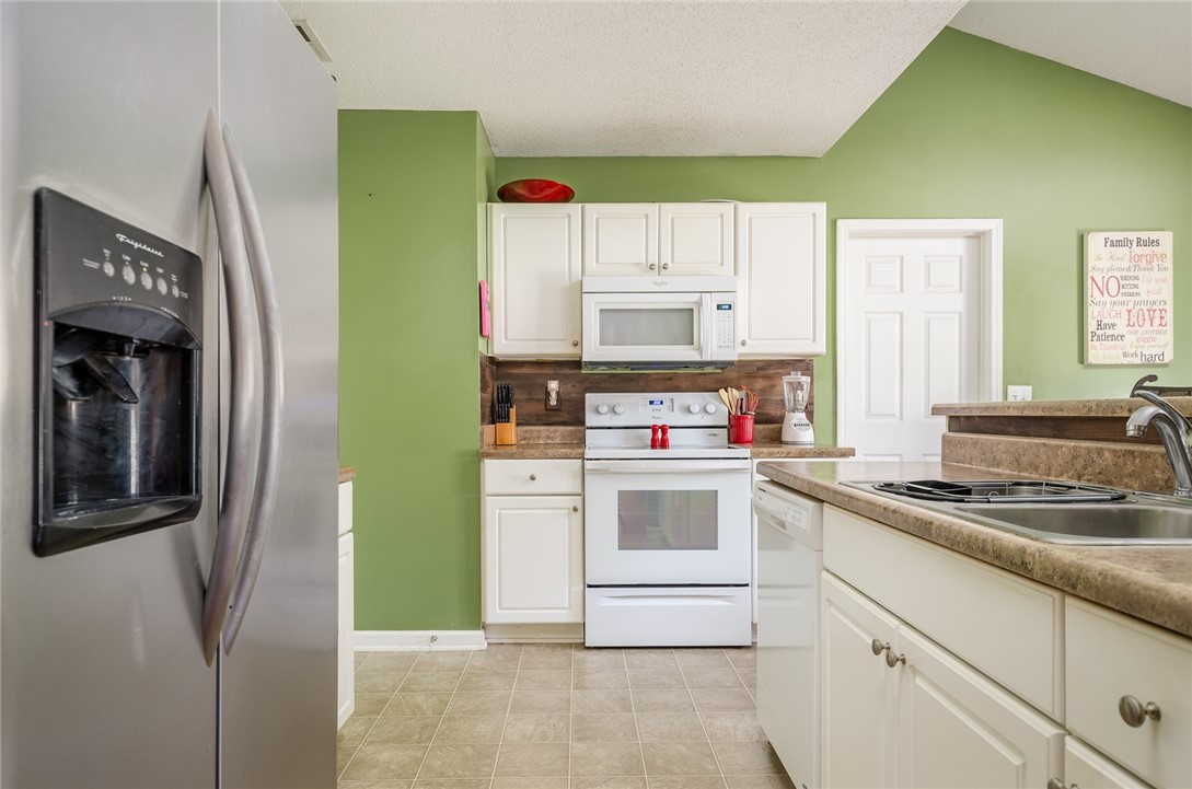 119 Hawk Ridge Drive Anderson, SC 29621 - Photo 6 of 25