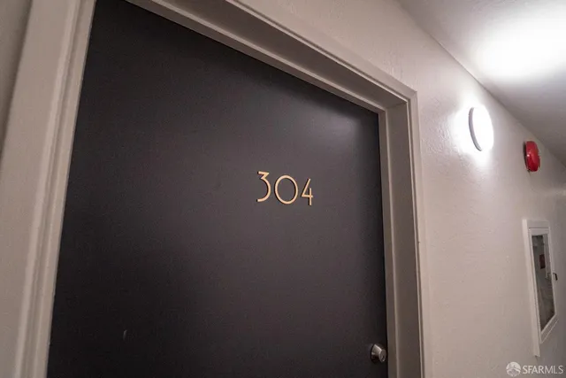 $399,000 | 94 Bayo Vista Avenue, Unit 304, Oakland, CA 94611