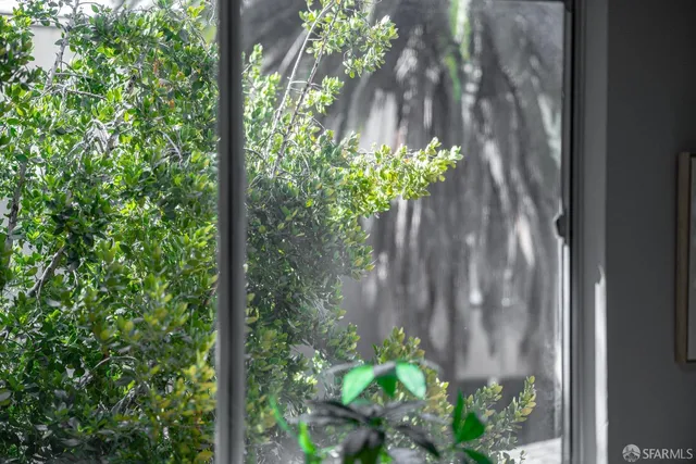 $399,000 | 94 Bayo Vista Avenue, Unit 304, Oakland, CA 94611