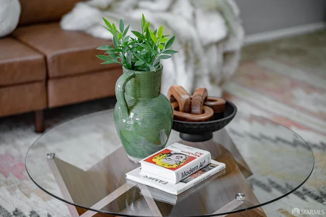 $399,000 | 94 Bayo Vista Avenue, Unit 304, Oakland, CA 94611