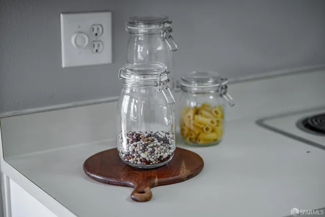 $399,000 | 94 Bayo Vista Avenue, Unit 304, Oakland, CA 94611