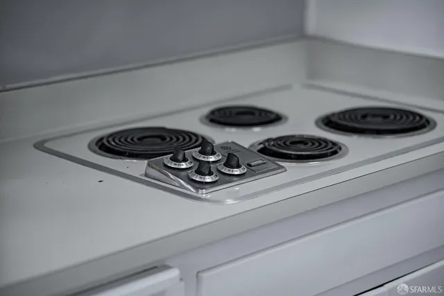 $399,000 | 94 Bayo Vista Avenue, Unit 304, Oakland, CA 94611