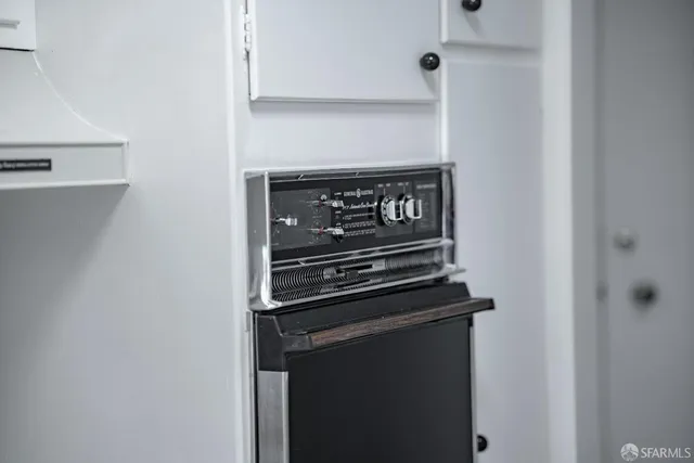 $399,000 | 94 Bayo Vista Avenue, Unit 304, Oakland, CA 94611