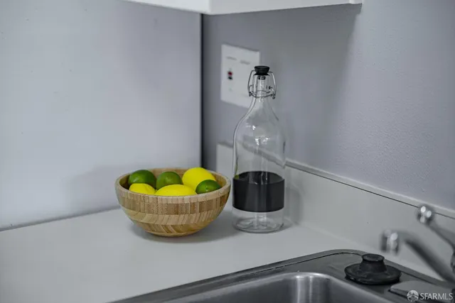 $399,000 | 94 Bayo Vista Avenue, Unit 304, Oakland, CA 94611