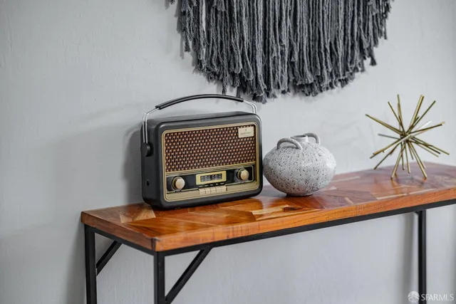 $399,000 | 94 Bayo Vista Avenue, Unit 304, Oakland, CA 94611