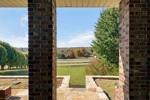 a front view of house with yard