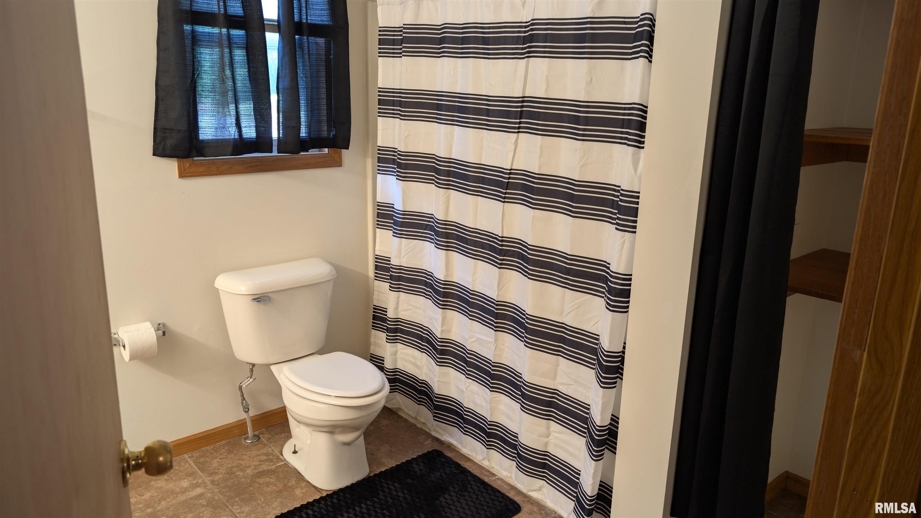 432 West Calhoun Street Macomb, IL 61455 - Photo 25 of 26
