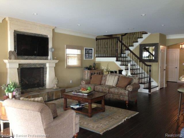 38 Cavanaugh Lake Road Chelsea, MI 48118 - Photo 5 of 25 IMG_0520.jpg