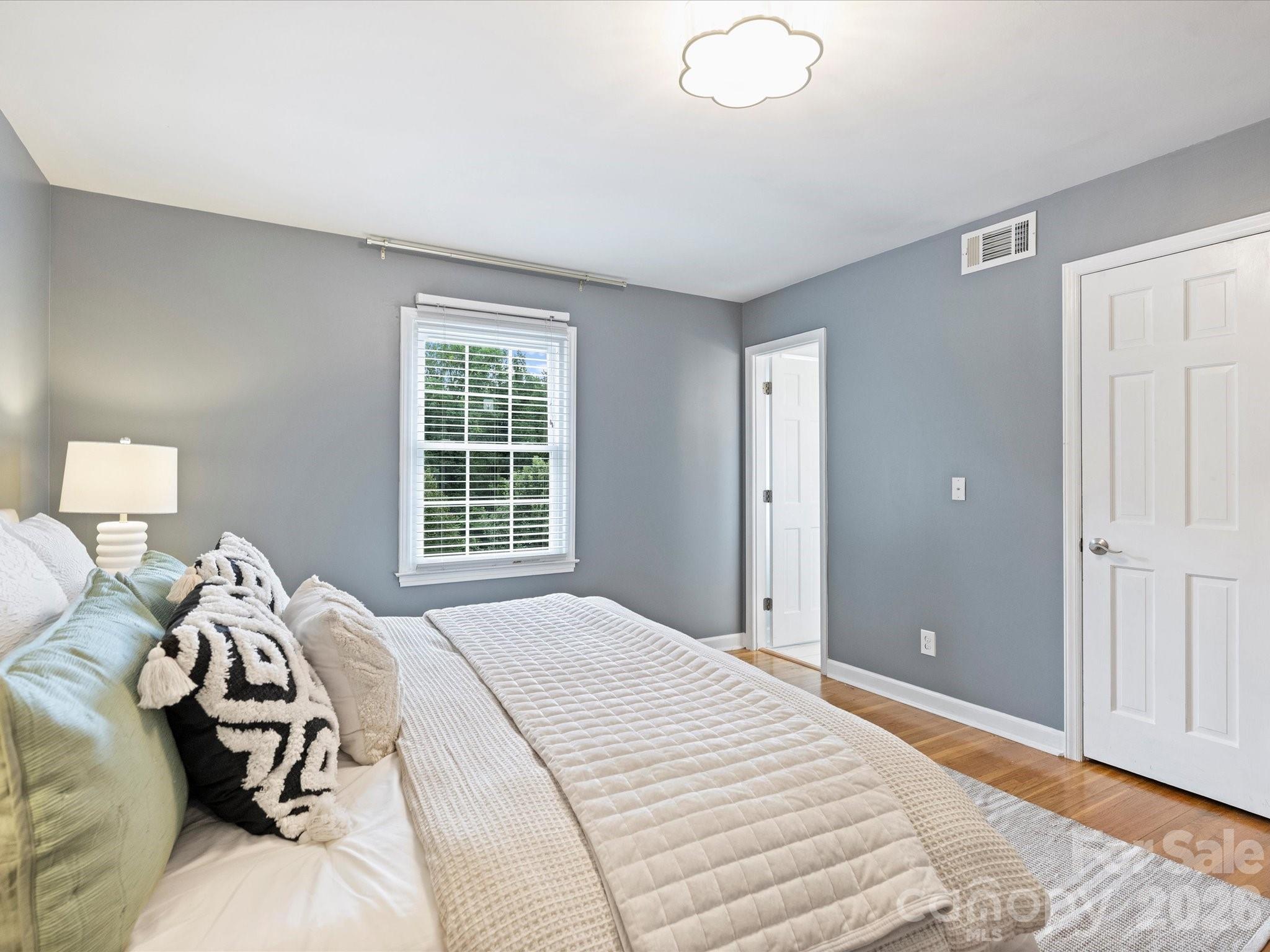 3808 Riverbend Road Charlotte, NC 28210 - Photo 13 of 21