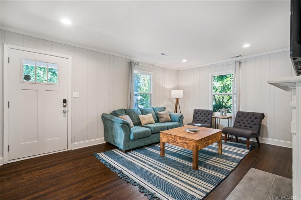 2854 Mayflower Road Charlotte, NC 28208 - Photo 4 of 19 Gallery Image 4
