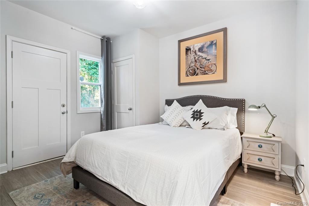 2854 Mayflower Road Charlotte, NC 28208 - Photo 8 of 19 Gallery Image 8