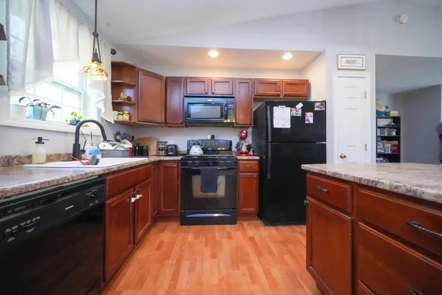 $320,000 | 5 Deer Run Lane, Kenduskeag, ME 04450