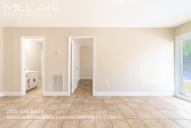 $800 | 211 Oak Street, Unit 3, Clarksville, TN 37042