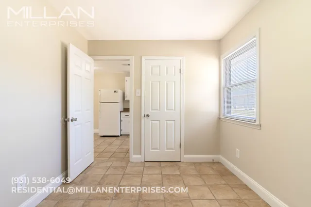 $800 | 211 Oak Street, Unit 3, Clarksville, TN 37042