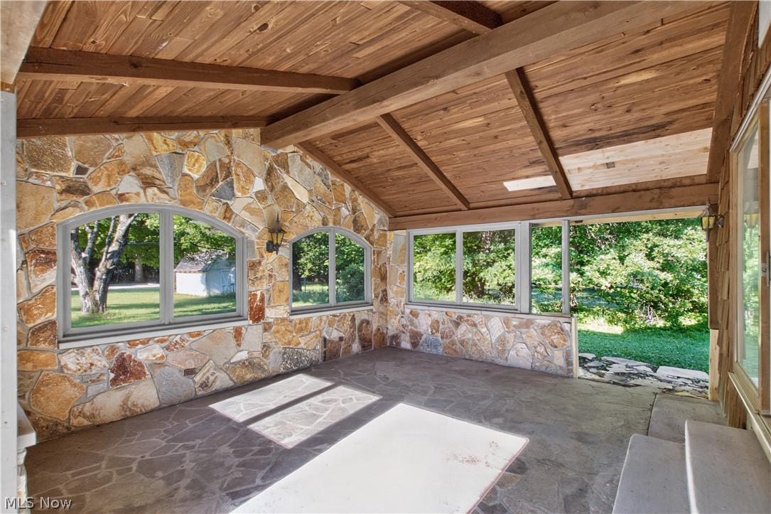 20495 Lunn Road Strongsville, OH 44149 - Photo 13 of 38