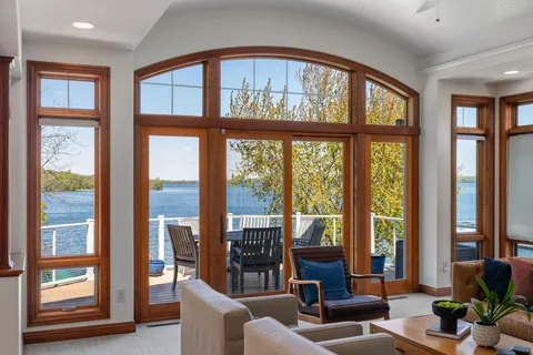 $2,200,000 | 208 East Lake Street, Waconia, MN 55387