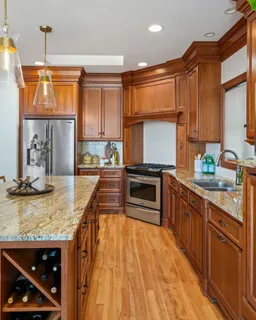 $2,200,000 | 208 East Lake Street, Waconia, MN 55387