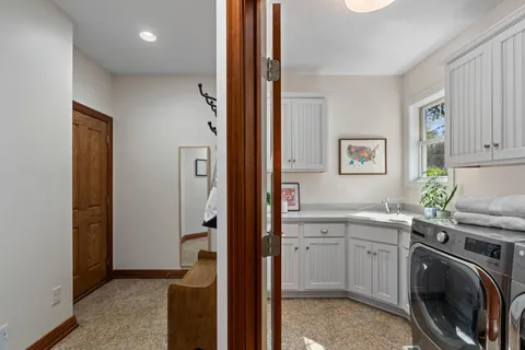 $2,200,000 | 208 East Lake Street, Waconia, MN 55387