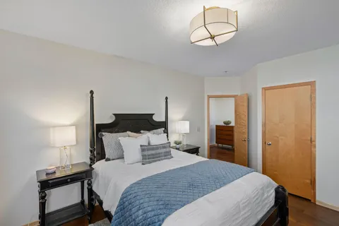 $2,200,000 | 208 East Lake Street, Waconia, MN 55387
