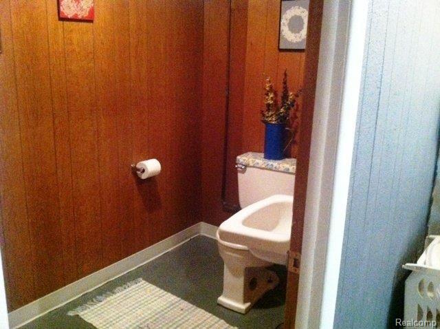1365 Sycamore Drive Rochester, MI 48307 - Photo 9 of 12 basement bathroom.JPG