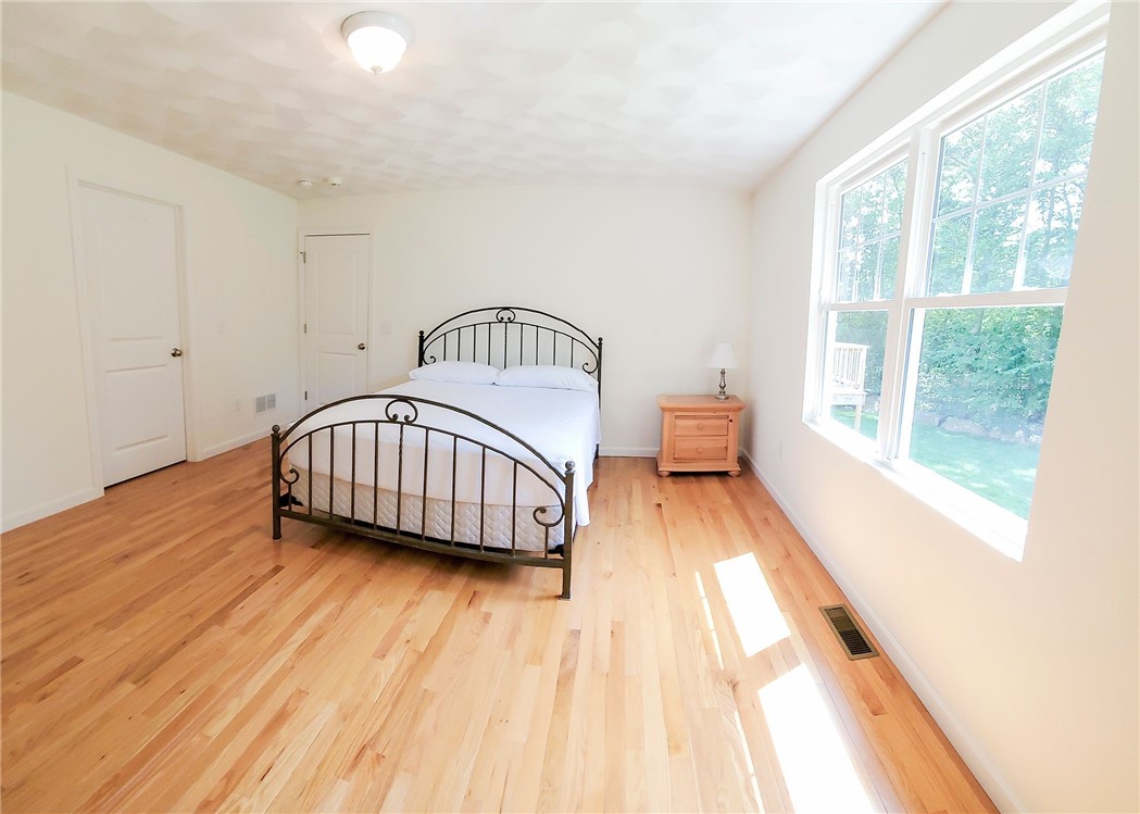 29 Hopkinton Hill Road Hopkinton, RI 02832 - Photo 8 of 25 Master Bedroom