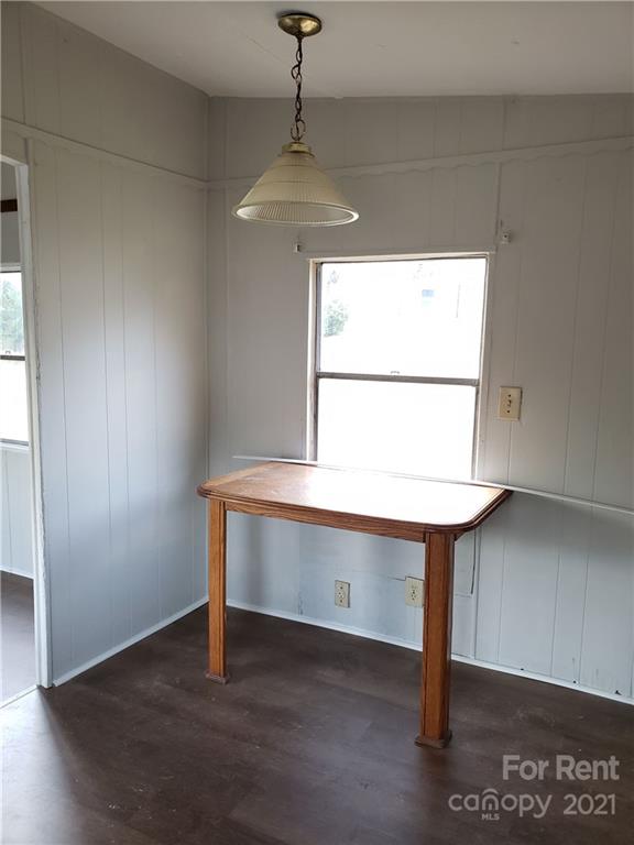1158 Wagon Wheel Road, Unit 5 Hickory, NC 28602 - Photo 4 of 10 a view of entryway