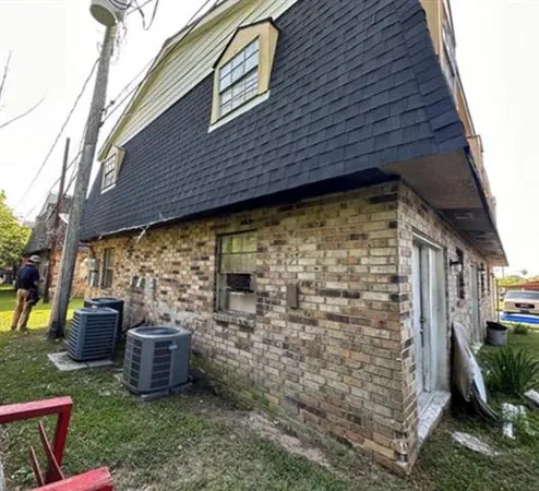 $205,000 | 2428 Jamie Court, Violet, LA 70092