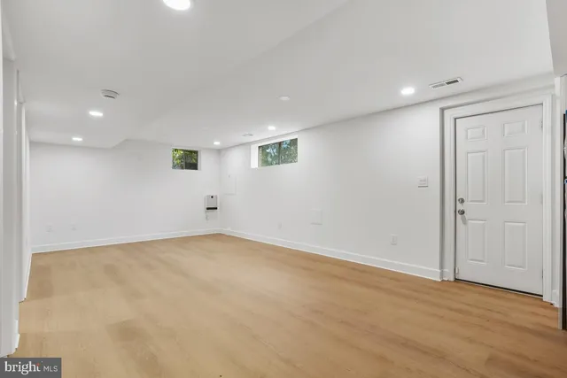 a view of room with window