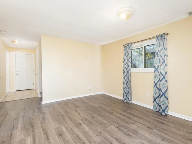 $229,999 | 4185 Austin Street Northeast, Blaine, MN 55014