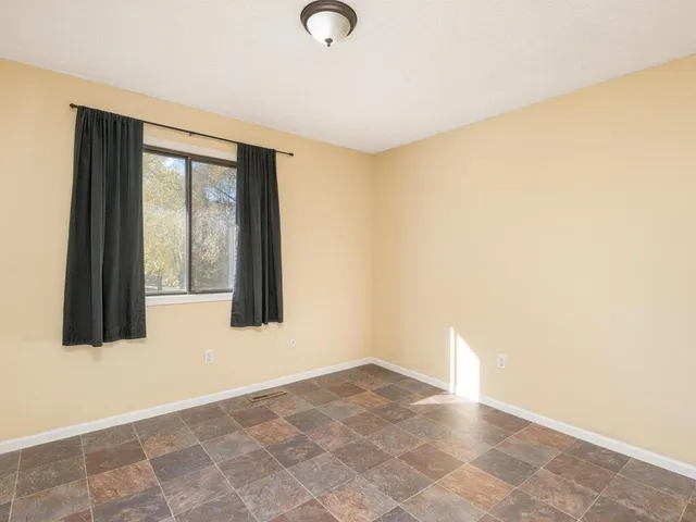 $229,999 | 4185 Austin Street Northeast, Blaine, MN 55014