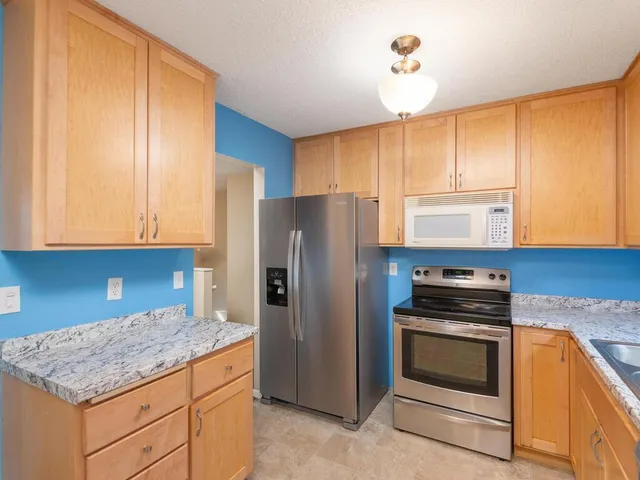 $229,999 | 4185 Austin Street Northeast, Blaine, MN 55014