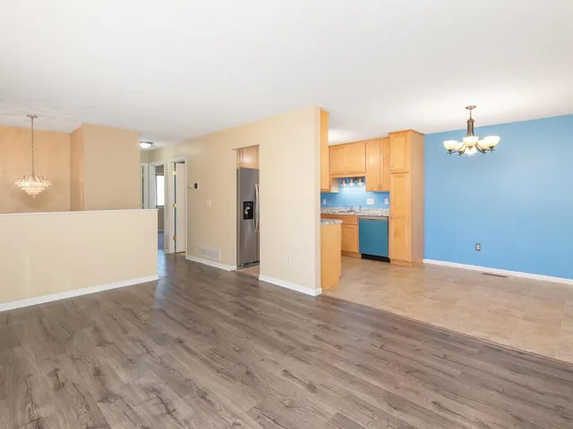 $229,999 | 4185 Austin Street Northeast, Blaine, MN 55014