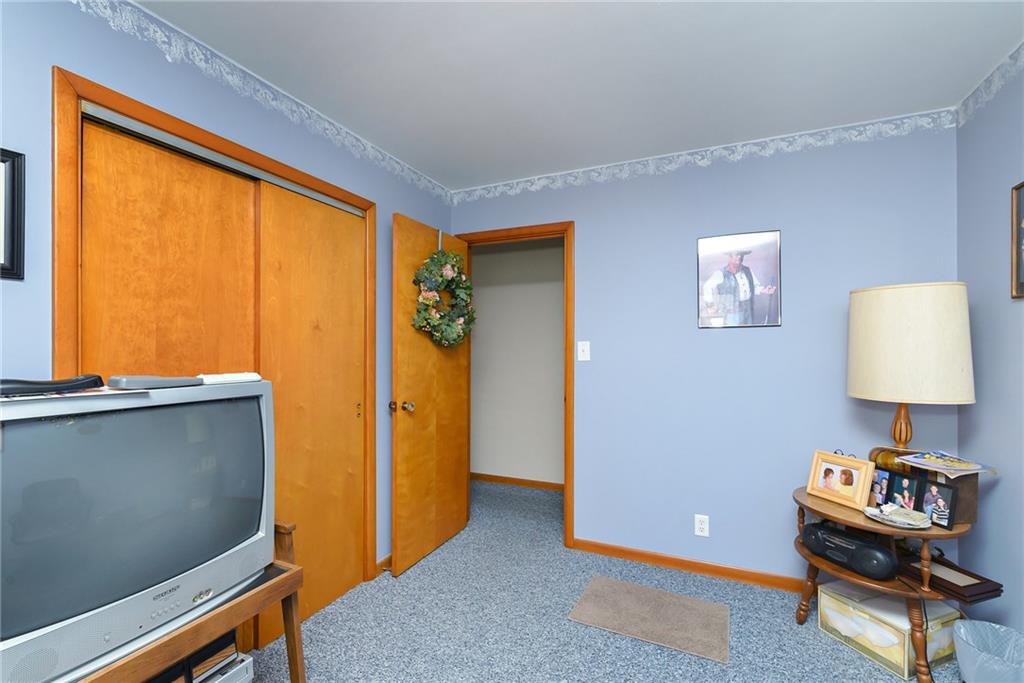 2410 East Thompson Road Indianapolis, IN 46227 - Photo 14 of 29 Gallery Image 14