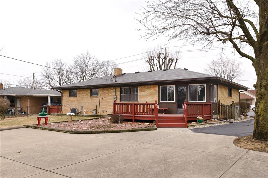 2410 East Thompson Road Indianapolis, IN 46227 - Photo 23 of 29 Gallery Image 23