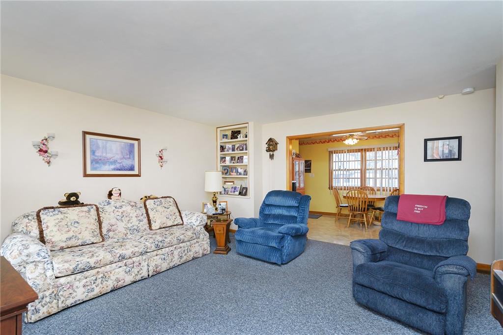2410 East Thompson Road Indianapolis, IN 46227 - Photo 4 of 29 Gallery Image 4
