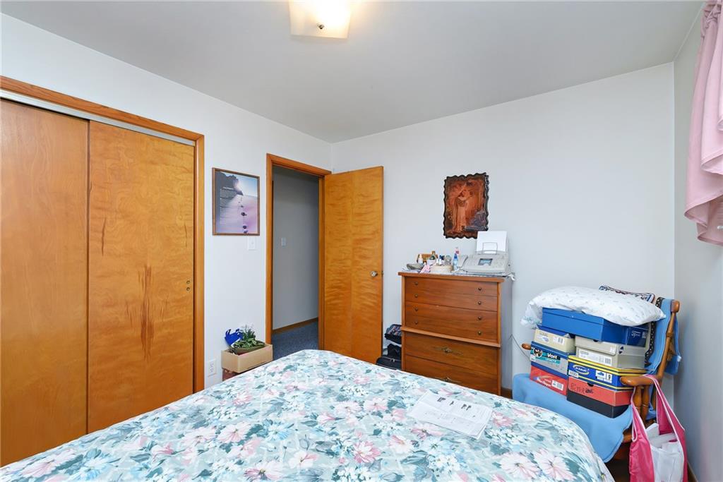 2410 East Thompson Road Indianapolis, IN 46227 - Photo 10 of 29 Gallery Image 10