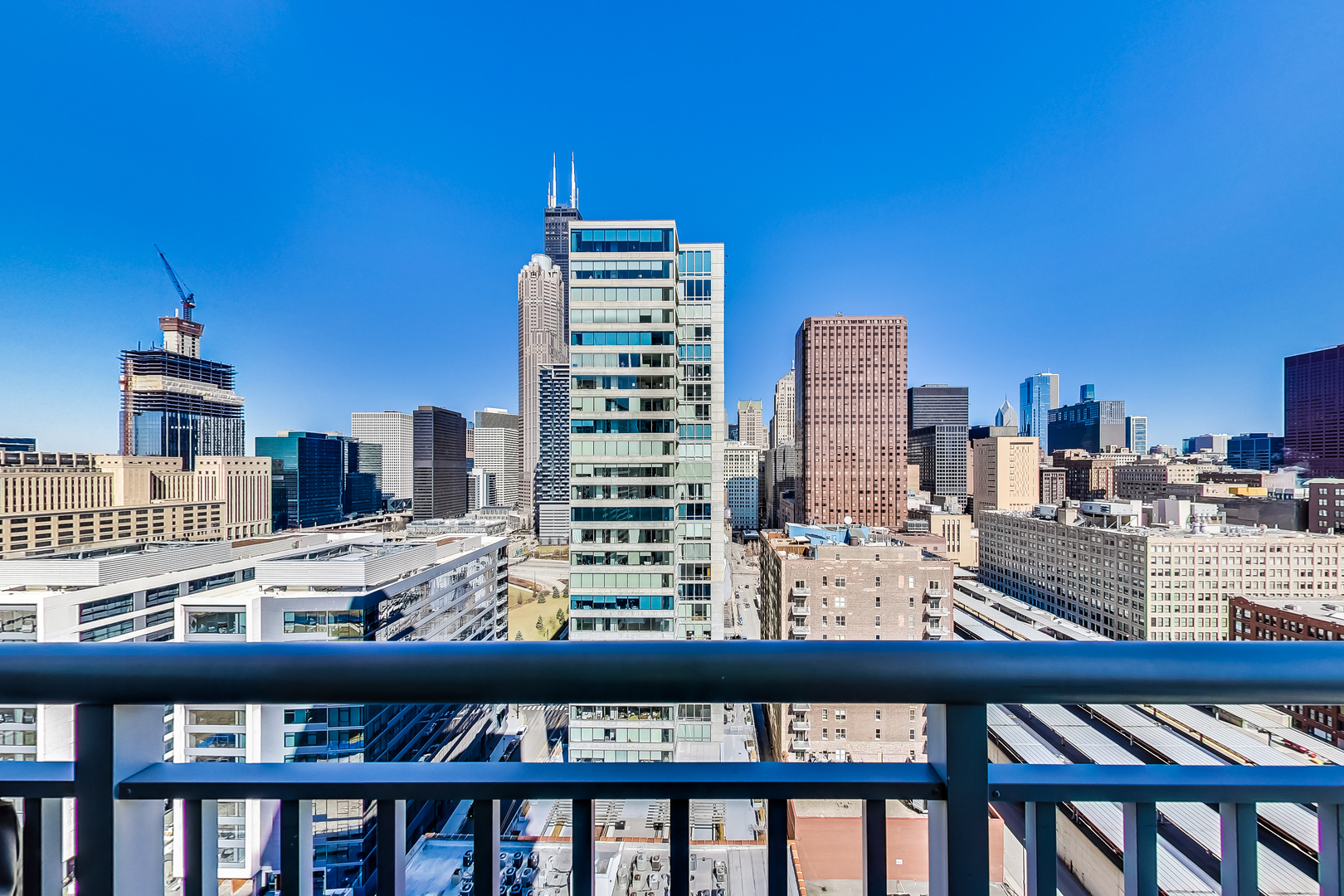 701 South Wells Street, Unit 2201 Chicago, IL 60607 - Photo 19 of 34
