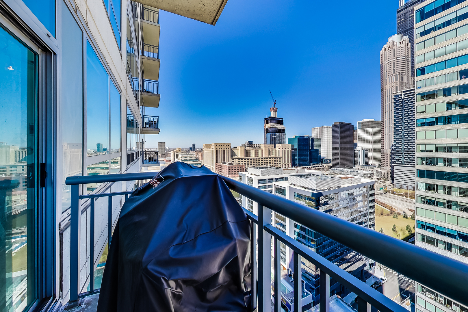 701 South Wells Street, Unit 2201 Chicago, IL 60607 - Photo 20 of 34