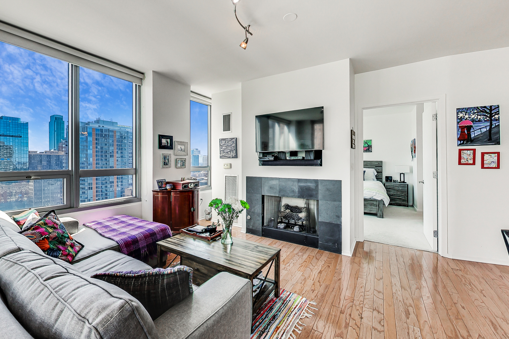 701 South Wells Street, Unit 2201 Chicago, IL 60607 - Photo 10 of 34