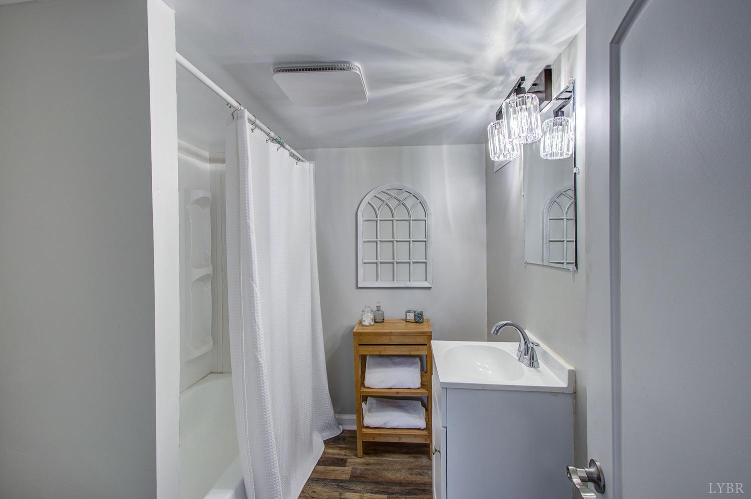 201 Blue Ridge Street Lynchburg, VA 24501 - Photo 19 of 36 Gallery Image 19