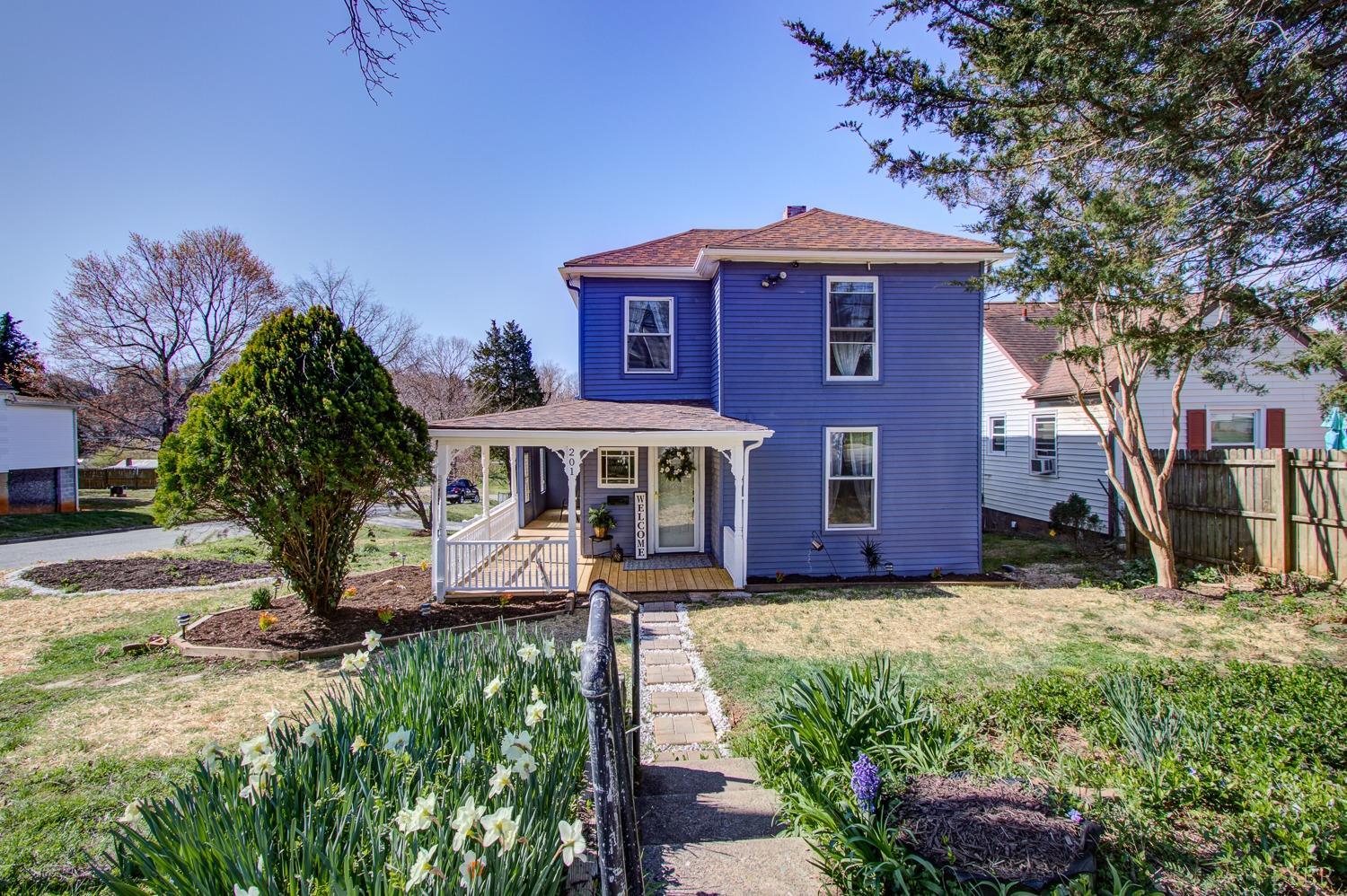 201 Blue Ridge Street Lynchburg, VA 24501 - Photo 24 of 36 Gallery Image 24